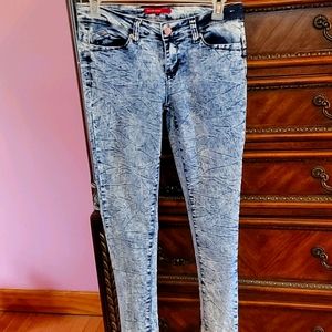 Wanna better butt jeans